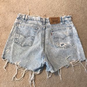 Levi vintage acid wash distressed cutoffs